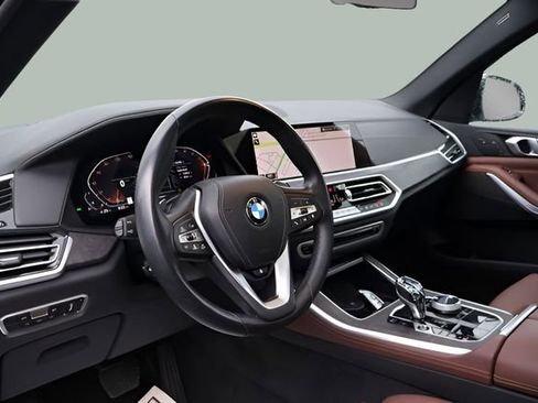 Used 2022 BMW X5 xDrive40i w/ Executive Package AWD/4WD image 13