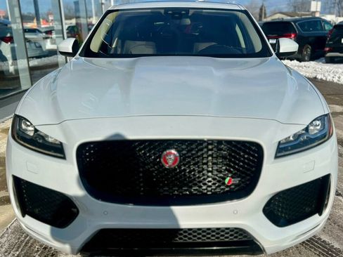 Used 2017 Jaguar F-PACE S AWD/4WD image 6