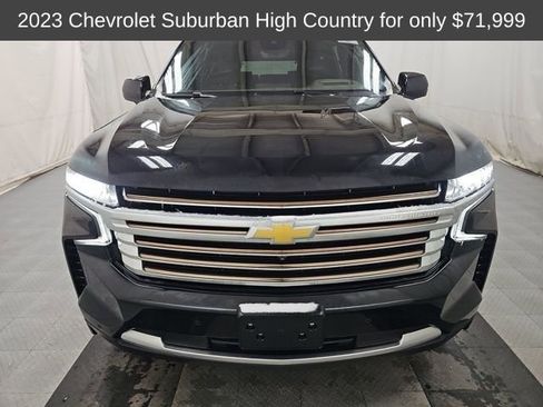 Used 2023 Chevrolet Suburban High Country image 2