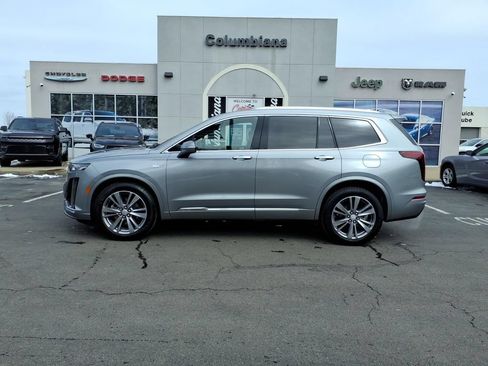Used 2024 Cadillac XT6 Premium Luxury w/ LPO, Floor Liner Package FWD image 1
