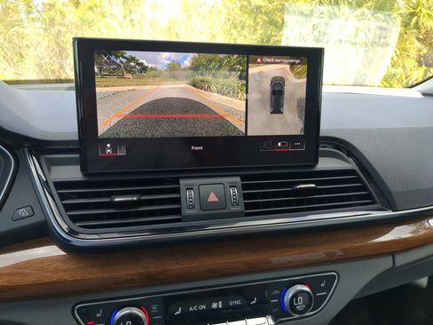 Certified 2022 Audi Q5 2.0T Premium Plus w/ Premium Plus Package image 19