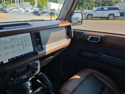 Used 2024 Ford Bronco Outer Banks AWD/4WD image 27