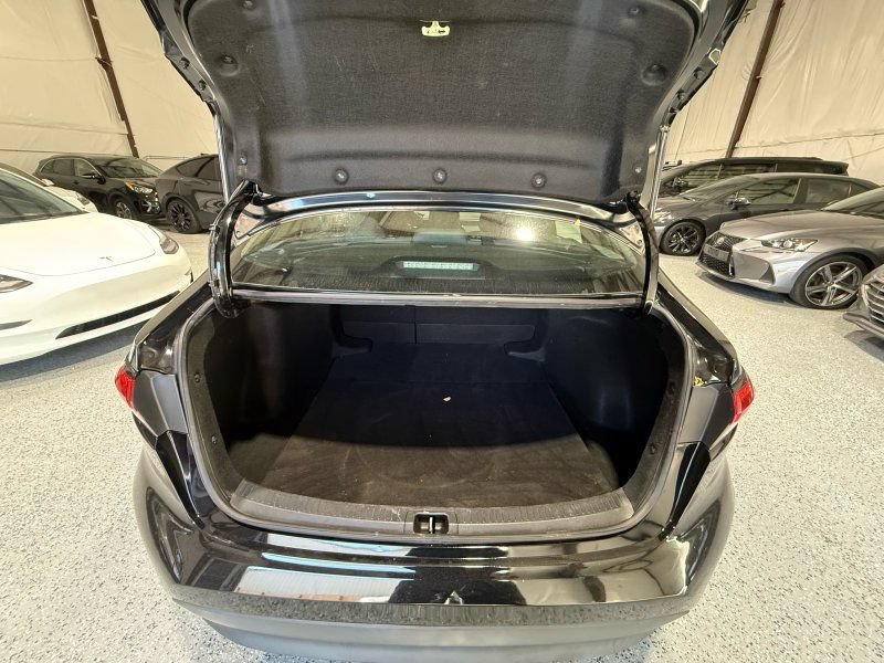 Used 2023 Toyota Corolla LE FWD image 16