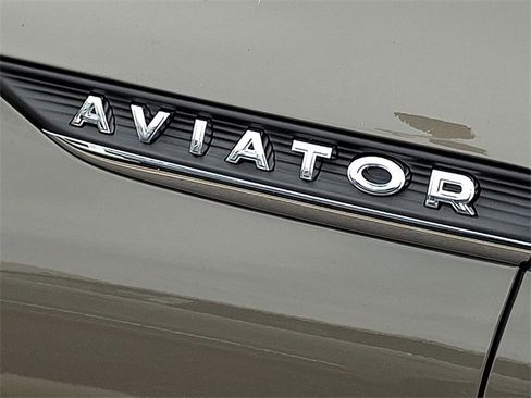 New 2025 Lincoln Aviator Reserve w/ Equipment Group 201A image 11