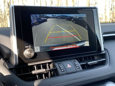 Certified 2025 Toyota RAV4 XLE Premium image 32