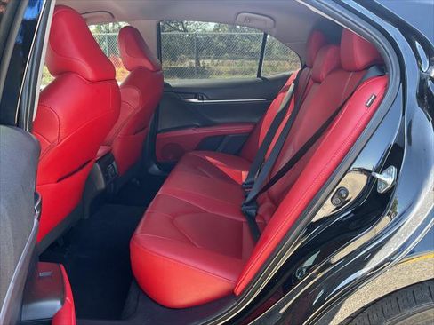 Used 2022 Toyota Camry XSE image 21