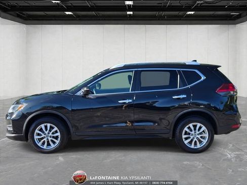Used 2020 Nissan Rogue SV AWD/4WD image 2