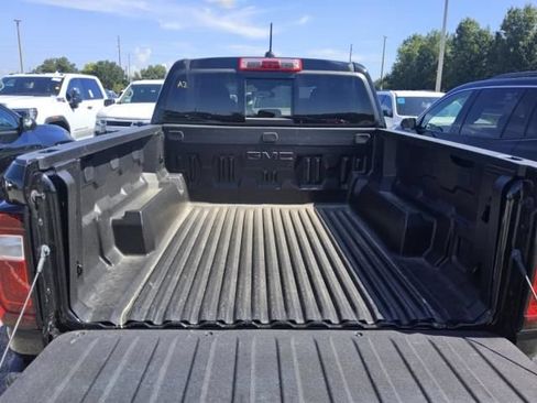 Used 2025 GMC Canyon Elevation RWD image 10