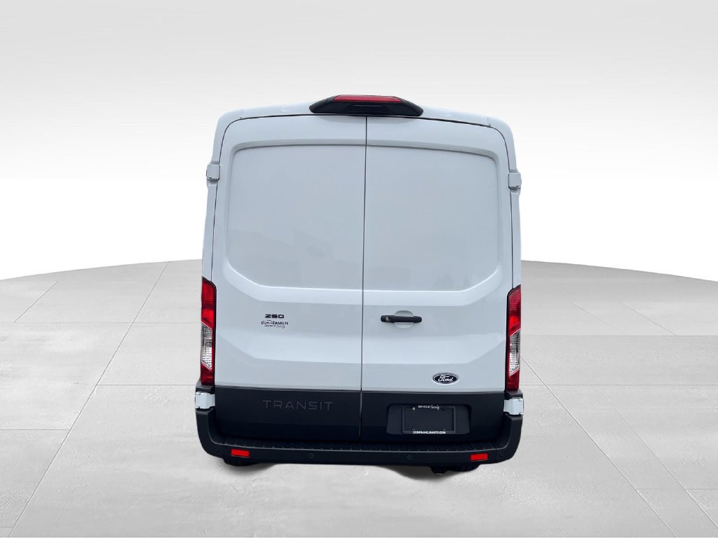 New 2027 Ford Transit 250 148 Medium Roof RWD image 4