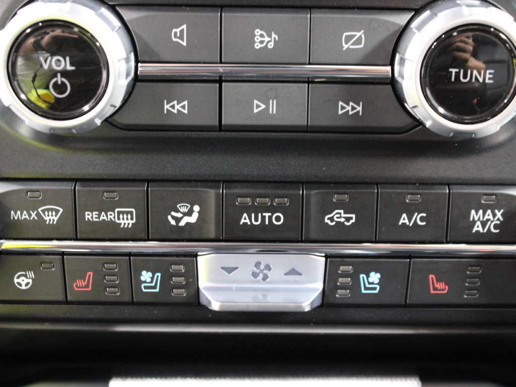 Used 2023 Ford F150 Lariat w/ Equipment Group 502A High AWD/4WD image 70