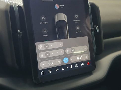 New 2026 Volvo EX30 Cross Country Ultra w/ Protection Package Premier image 27