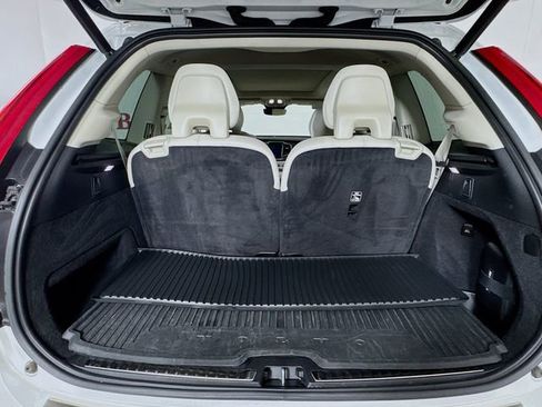 Used 2023 Volvo XC90 B6 Plus w/ Protection Package Premier image 31