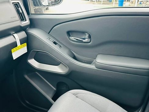 New 2026 Nissan Frontier SV w/ SV Convenience Package image 26