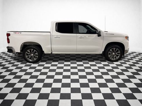 Certified 2024 Chevrolet Silverado 1500 LT AWD/4WD image 2