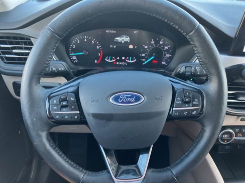 Used 2021 Ford Escape SEL image 21