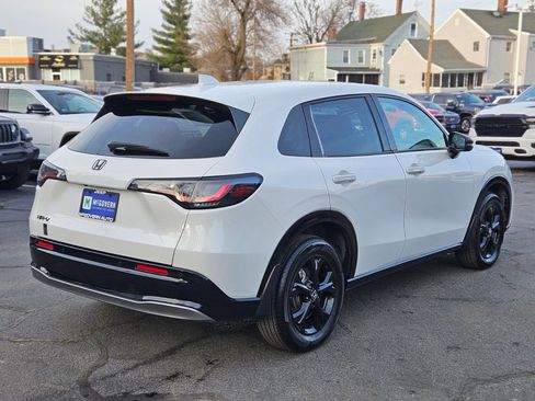Used 2024 Honda HR-V EX-L image 5