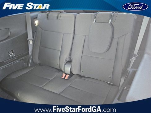 Used 2021 Ford Explorer XLT image 15