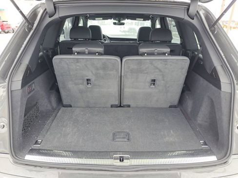 Used 2025 Audi Q7 3.0T Premium Plus image 28