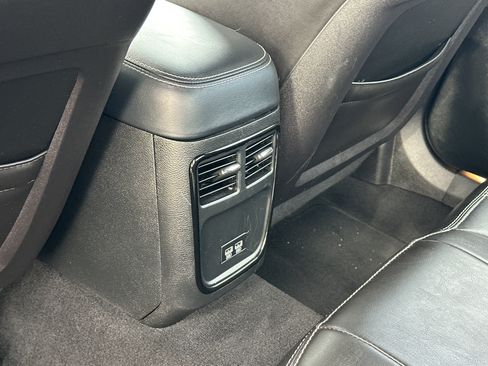 Used 2023 Chrysler 300 S image 12