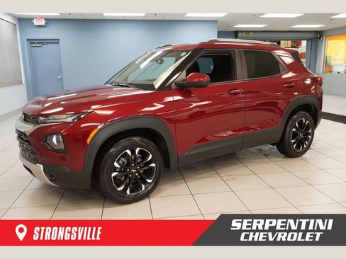 Used 2023 Chevrolet TrailBlazer LT w/ Convenience Package FWD image 1