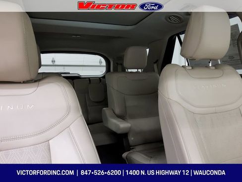 Certified 2022 Ford Explorer Platinum w/ Equipment Group 601A image 19