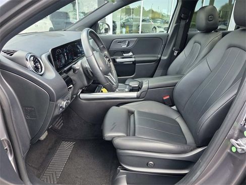 Certified 2021 Mercedes-Benz GLA 250 GLA 250 w/ Premium Package image 11