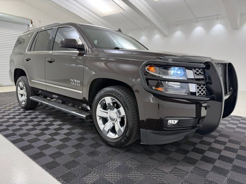 Used 2018 Chevrolet Tahoe LT w/ LT Signature Package image 6