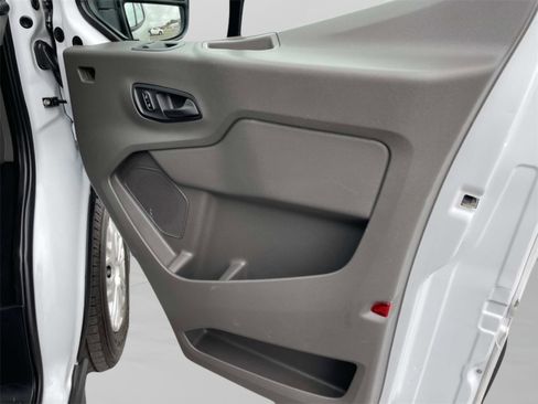 Used 2023 Ford Transit 350 XLT image 25