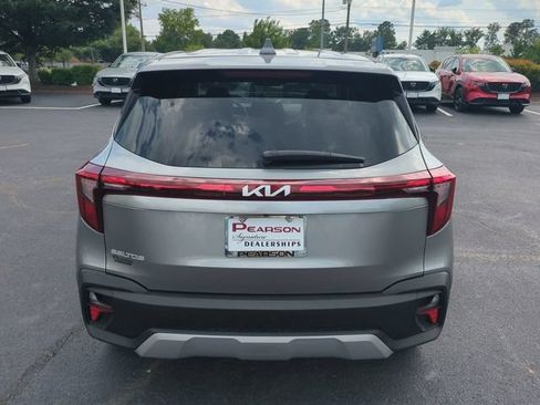 Used 2026 Kia Seltos LX FWD image 5