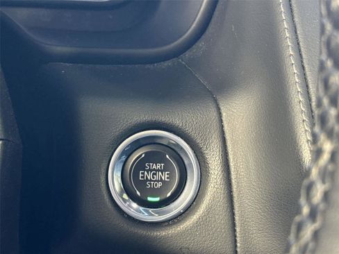 Used 2023 Chevrolet Tahoe Z71 w/ Luxury Package image 27