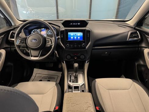 Used 2021 Subaru Forester AWD/4WD image 9