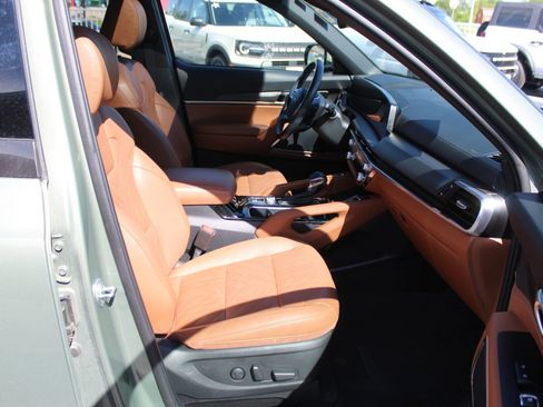 Used 2023 Kia Telluride SX X-Pro AWD/4WD image 12