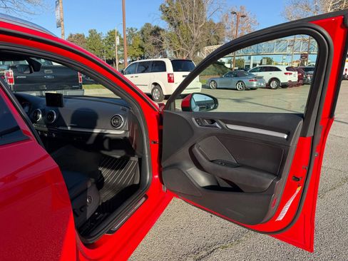 Used 2016 Audi A3 e-tron Premium w/ 17" Wheel Package image 22