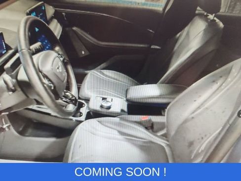 Used 2021 Ford Mustang Mach-E Premium image 4