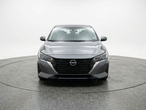 Used 2025 Nissan Sentra SV FWD image 2