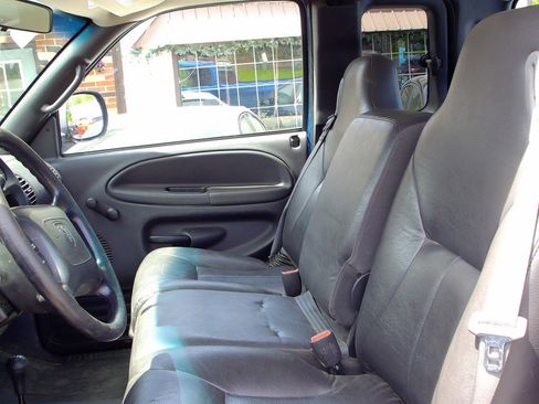 Used 2000 Dodge Ram 2500 Truck 4x4 Quad Cab image 6