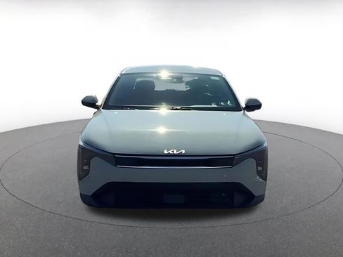 Used 2025 Kia K4 FWD image 2