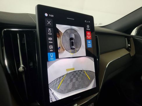 Used 2026 Volvo XC60 B5 Plus w/ Protection Package Premier image 29