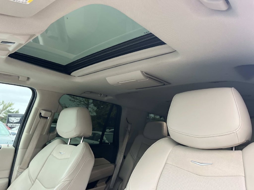 Used 2019 Cadillac Escalade Luxury RWD image 37