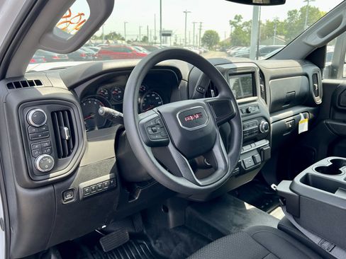 New 2025 GMC Sierra 2500 Pro w/ Convenience Package image 17