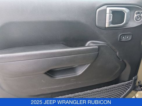 Used 2025 Jeep Wrangler Unlimited Rubicon AWD/4WD image 11