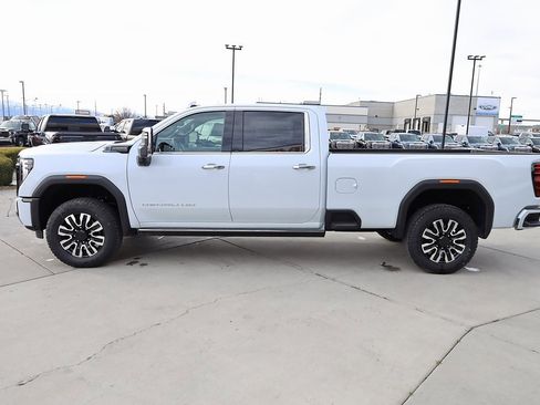 New 2026 GMC Sierra 3500 Denali Ultimate image 3