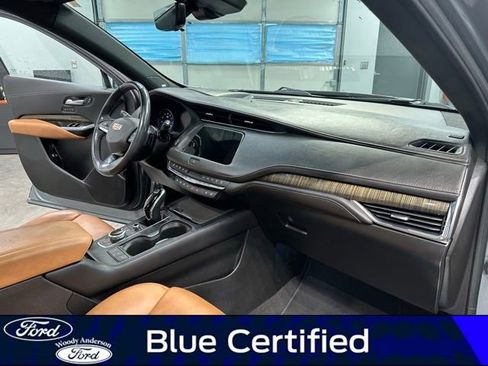 Used 2023 Cadillac XT4 Premium Luxury w/ Technology Package image 30