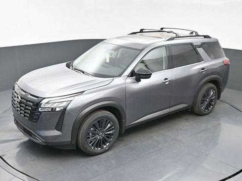 New 2026 Nissan Pathfinder SL w/ SL Premium Package image 27