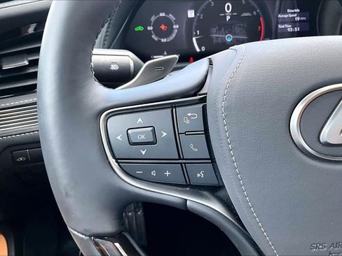 Used 2024 Lexus LS 500 w/ Interior Upgrade Package RWD image 22