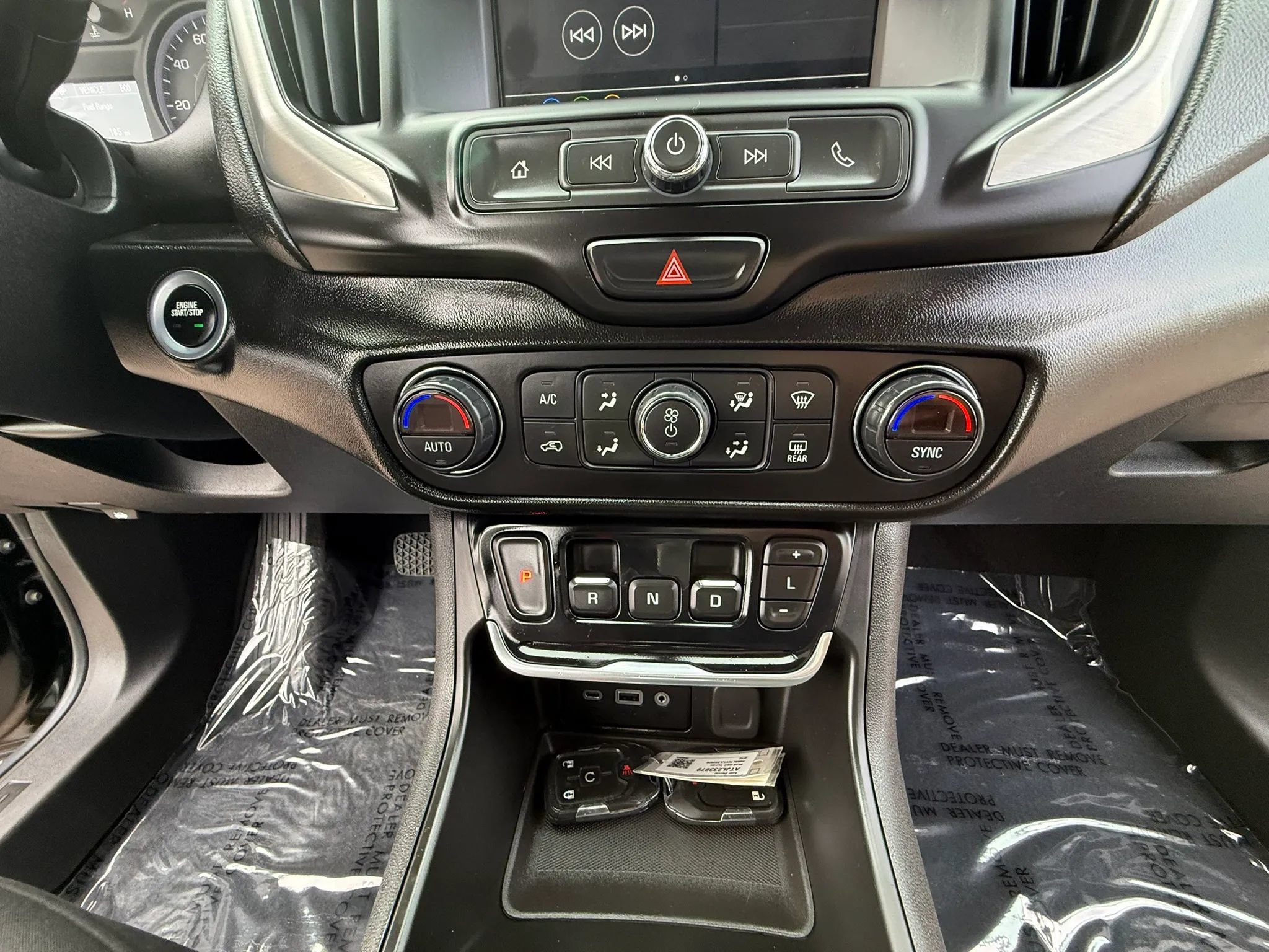 Used 2018 GMC Terrain SLE w/ Driver Convenience Package AWD/4WD image 24
