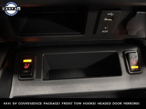 Used 2018 Nissan Titan SV w/ SV Convenience Package image 25