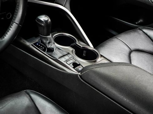 Used 2024 Toyota Camry XSE image 16