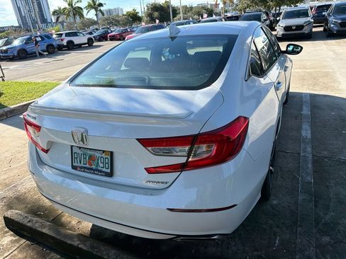 Used 2018 Honda Accord Sport image 7