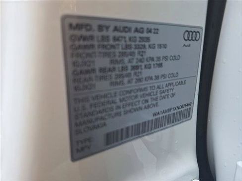 Used 2022 Audi Q8 Premium AWD/4WD image 24